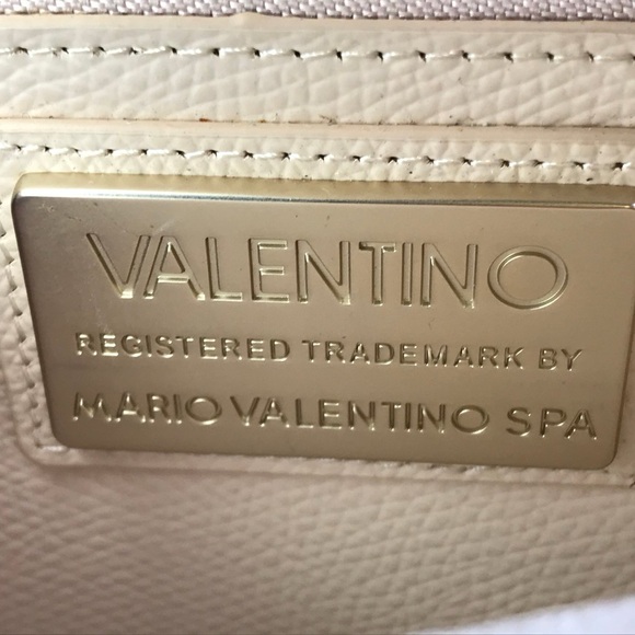 NWOT Valentino crème envelope leather wallet - Picture 4 of 7